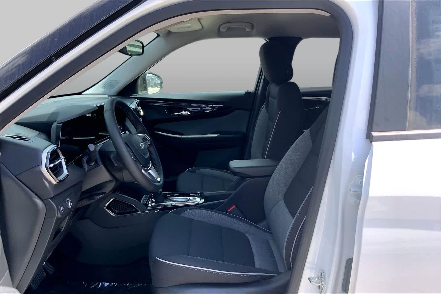 2026 Chevrolet Trailblazer LT - Photo 10