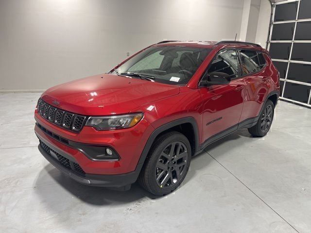 New 2026 Red Hot Pearl-Coat Exterior Paint Jeep Latitude image 3