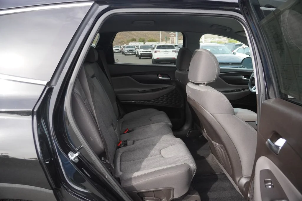 Certified Used 2020 Black Hyundai SE image 31