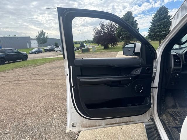 Used 2019 White Ford XLT image 21