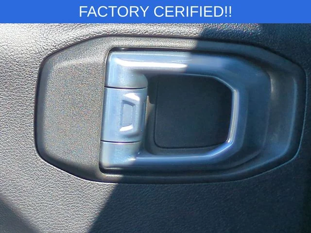 Used 2025 Gray Jeep Nighthawk image 25