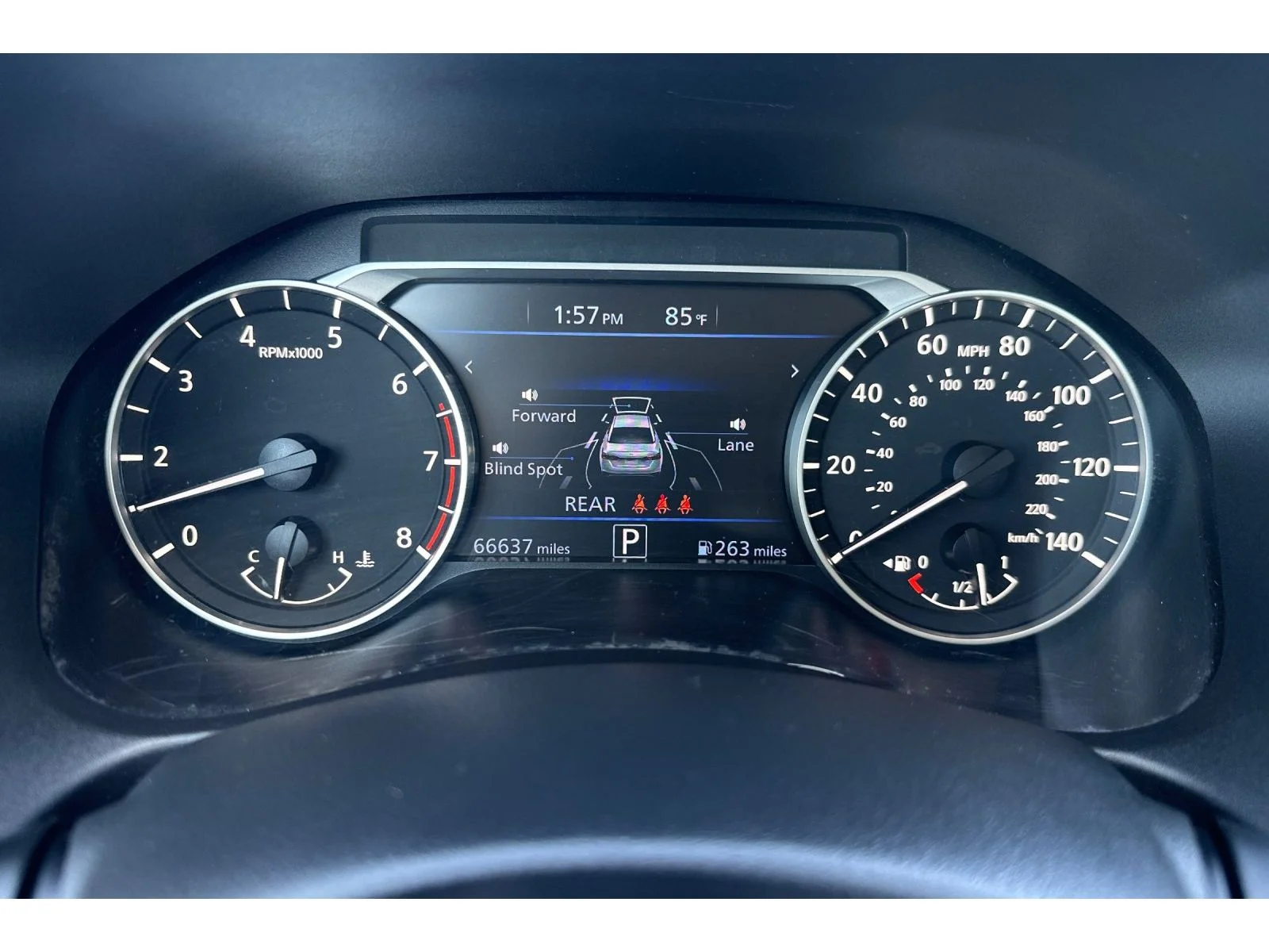 Used 2023 Gun Metallic Nissan 2.5 SV image 39