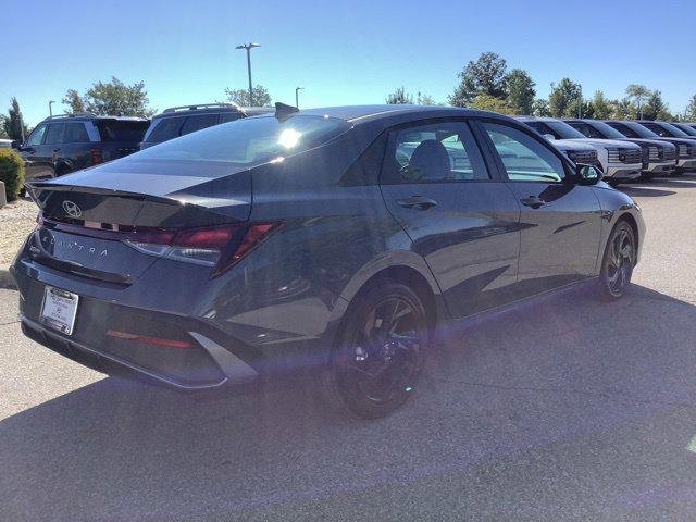 New 2026 Gray Hyundai SEL Sport Plus image 6