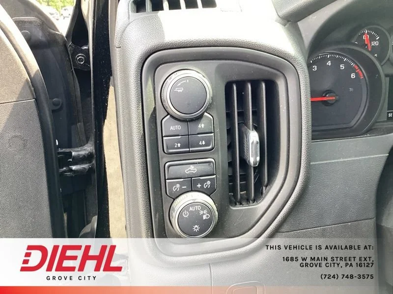 Used 2021 BLACK Chevrolet Custom Trail Boss image 21