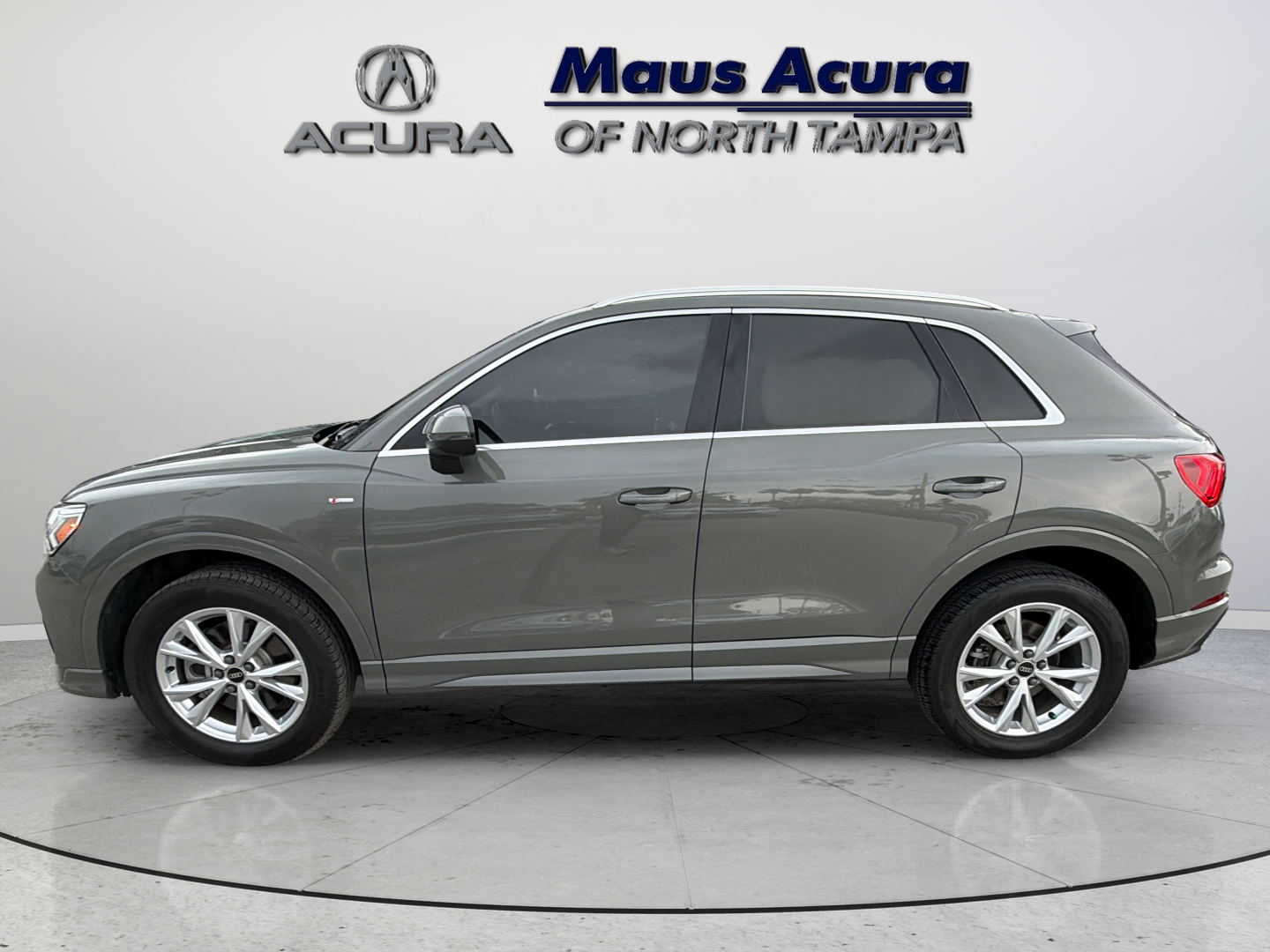 Used 2024  Audi Premium image 6