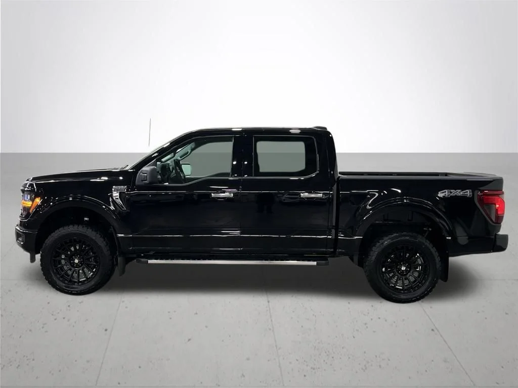 Used 2025 Black Ford XLT image 12