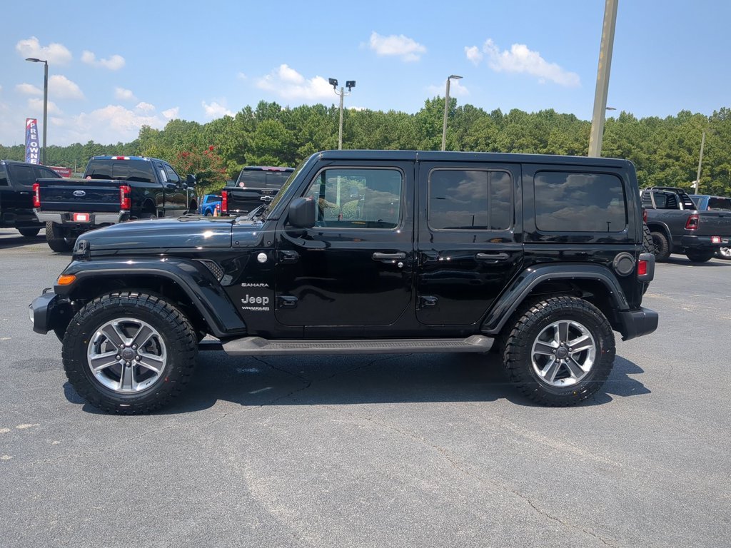 Used 2022 Black Clearcoat Jeep Unlimited Sahara image 8