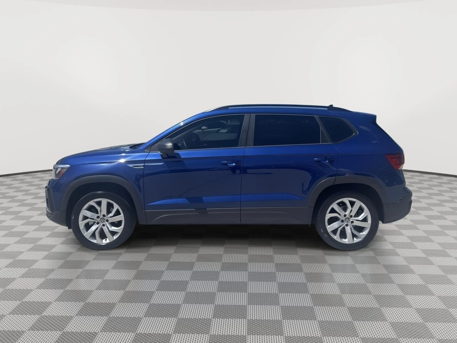 Used 2023 BLUE Volkswagen S image 5