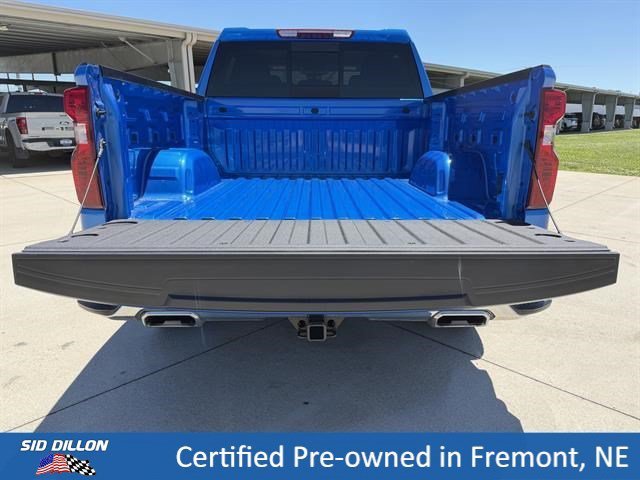 Used 2025 Riptide Blue Metallic Chevrolet LT image 12