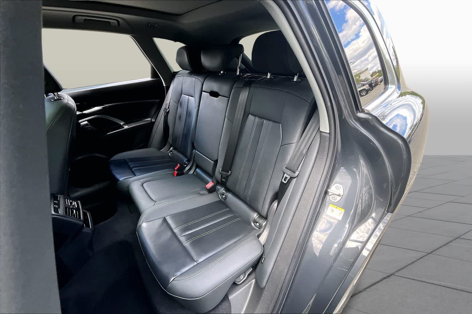 Used 2025 Tambora Gray Metallic Audi Premium Plus image 21