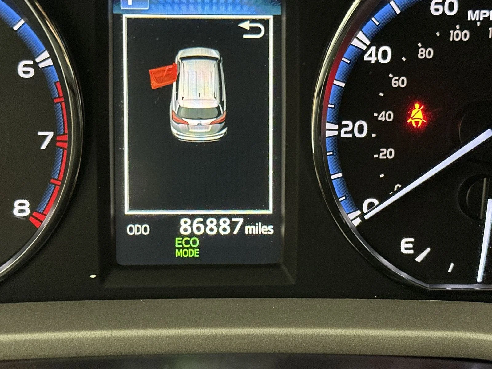 Used 2016 Gray Toyota XLE image 15