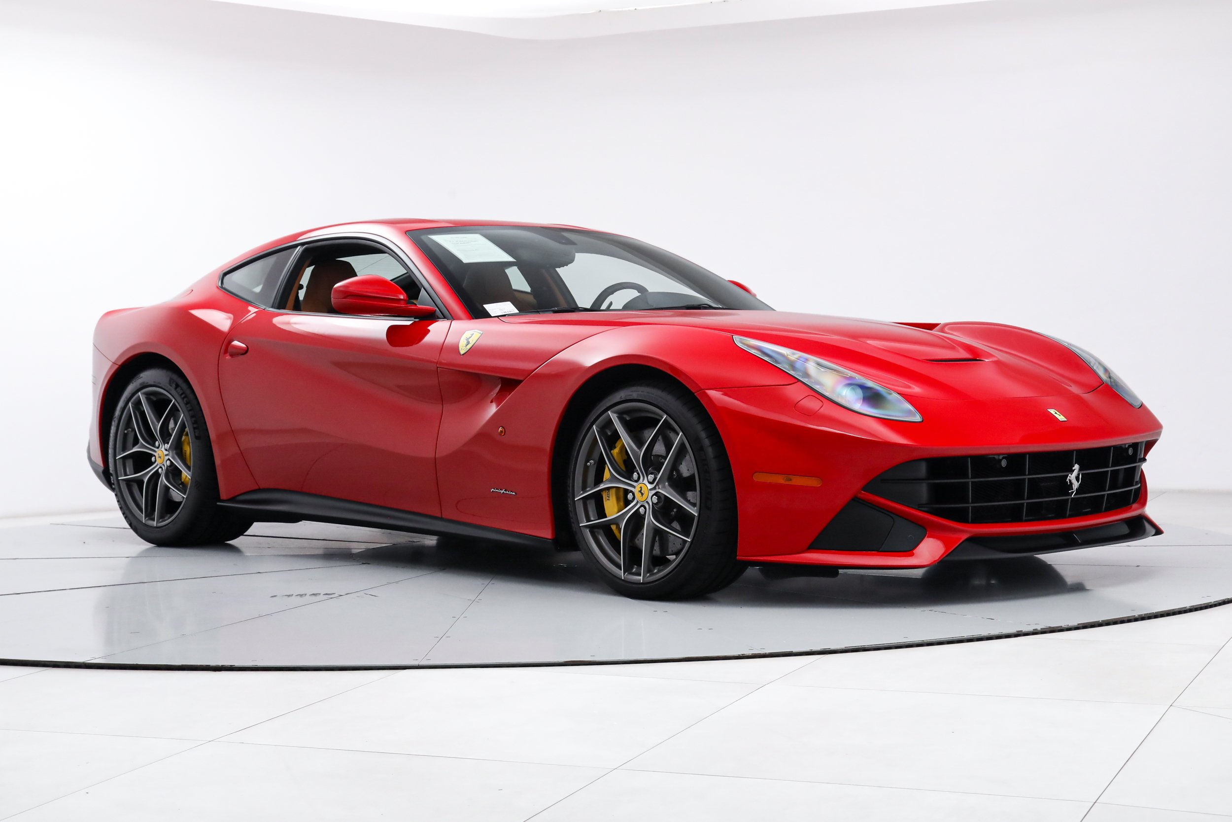 Used 2014 Red Ferrari  image 10