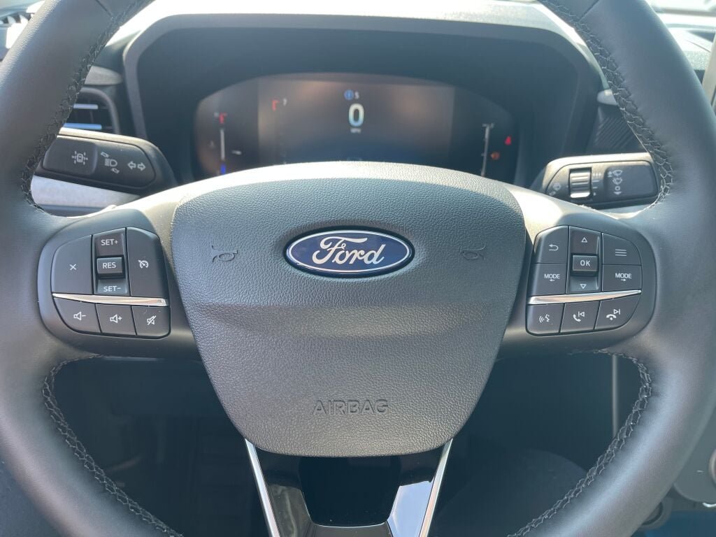 New 2026 E7/Blue Ford XLT image 16