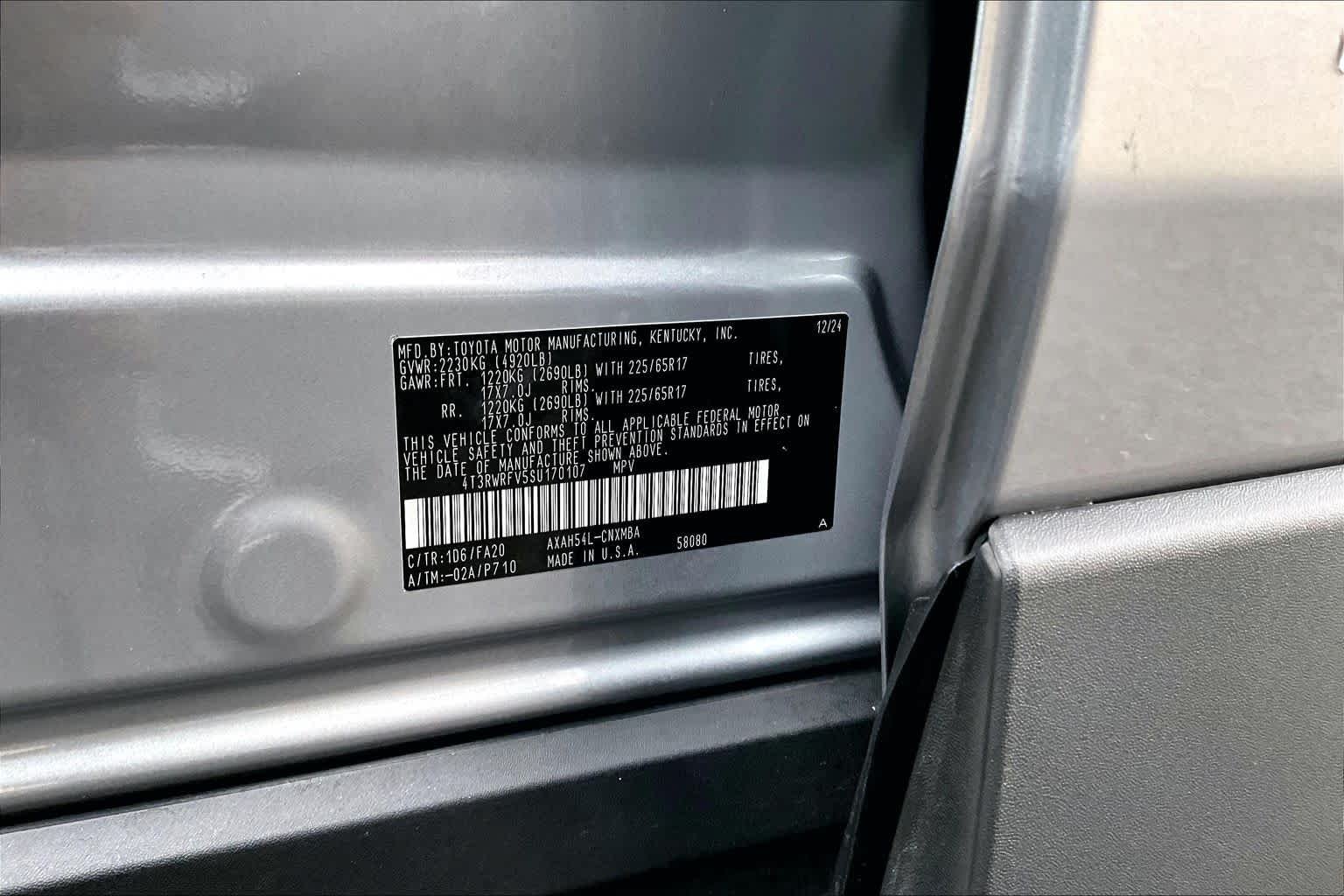 Used 2025 Silver Sky Metallic Toyota Hybrid XLE image 34