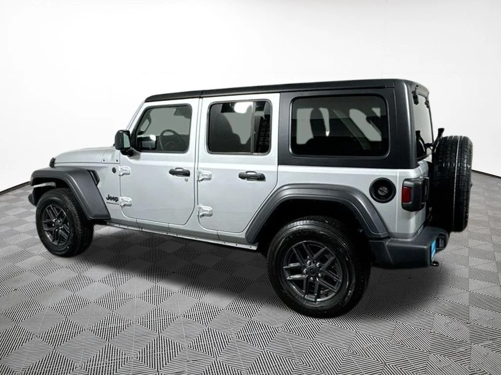 2024 Jeep Wrangler 4-Door Sport S - Photo 13