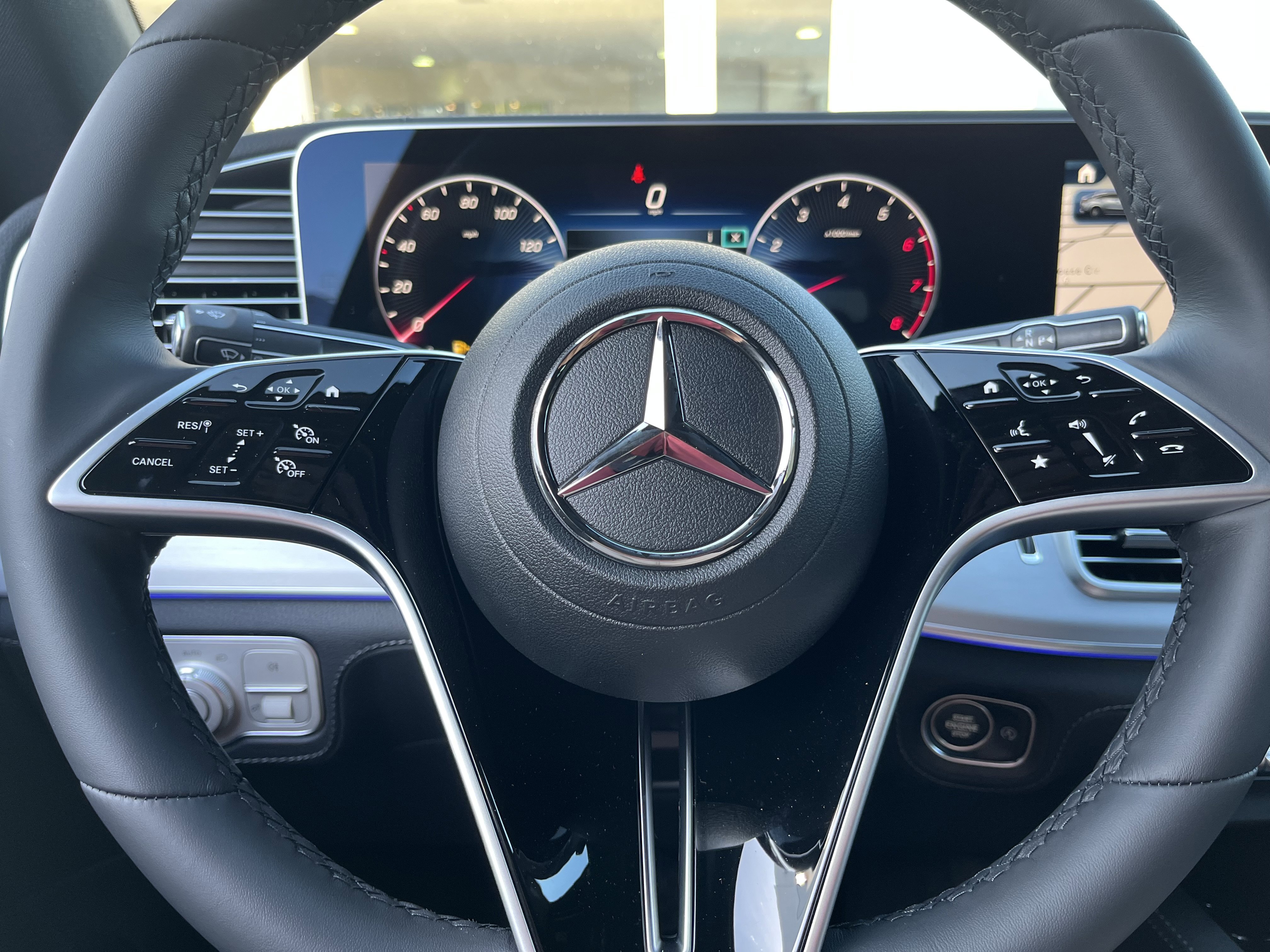New 2026 Black Mercedes-Benz GLE 450 image 25