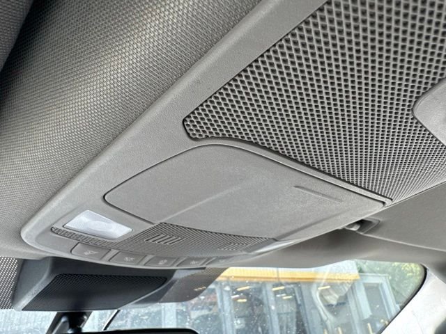 Used 2019 Blue Ford XLT image 15