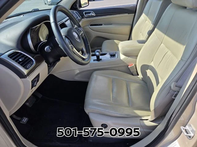 Used 2015 Beige Jeep Limited image 10