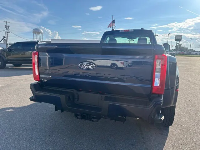 New 2027 Neptune Blue Ford F-350® XL image 18