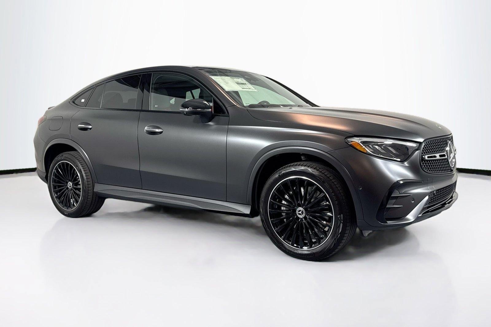 New 2026 Manufaktur Graphite Grey Magno Mercedes-Benz GLC 300 image 3