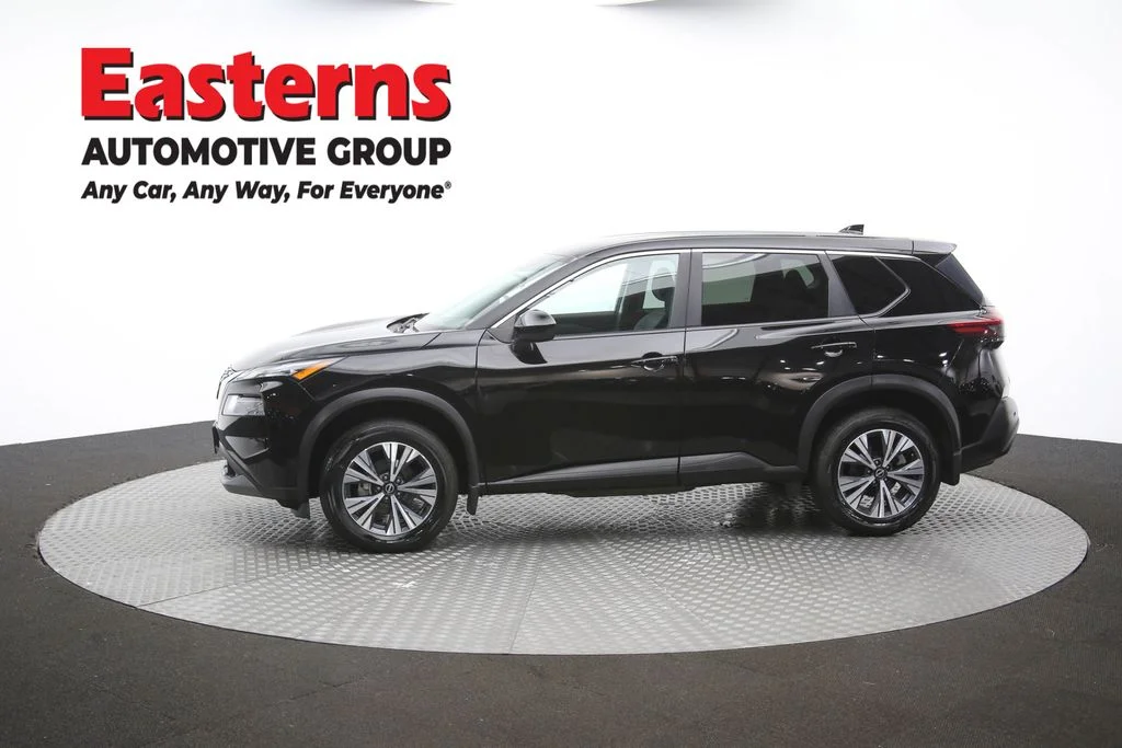 Used 2023 Black Nissan SV image 57