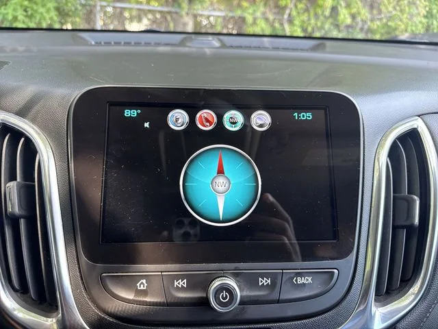 Used 2018 Silver Chevrolet Premier image 22