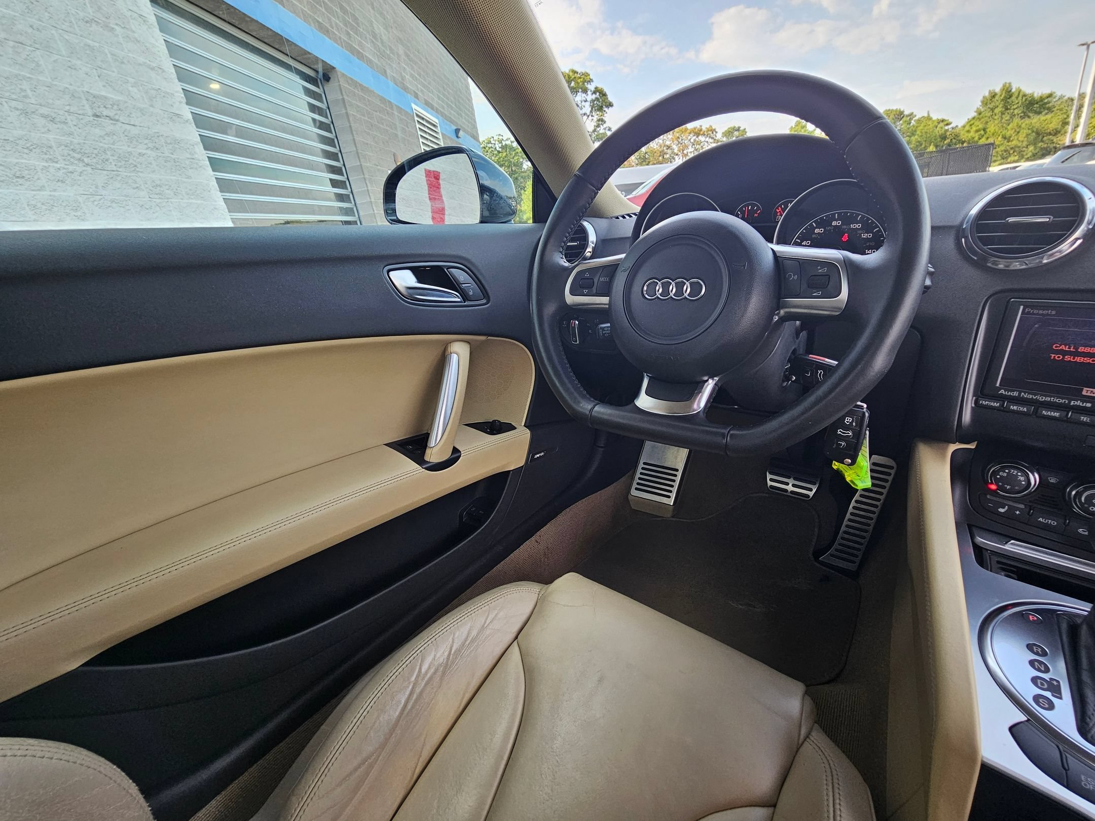 Used 2010 Brilliant Black Audi 2.0T Prestige image 9
