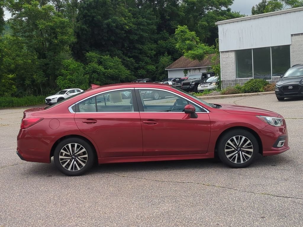 Used 2018 Red Subaru 2.5i image 3