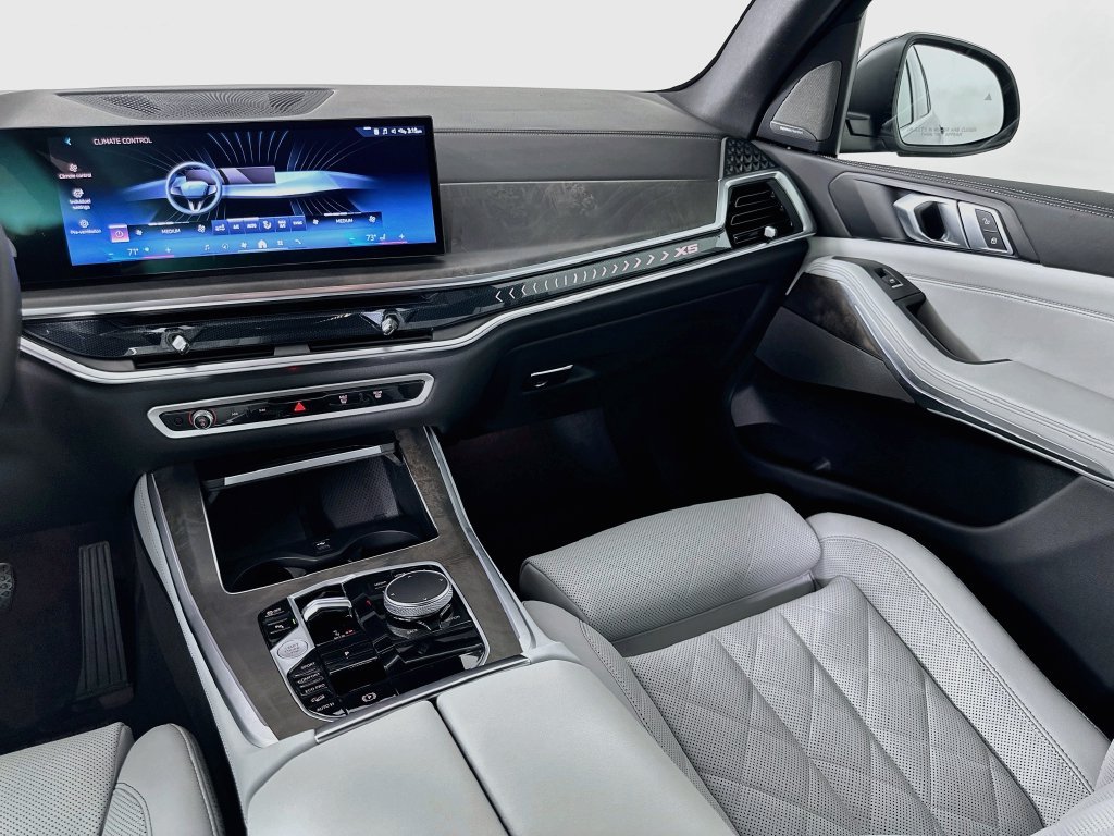 2026 BMW X5 40i - Photo 24
