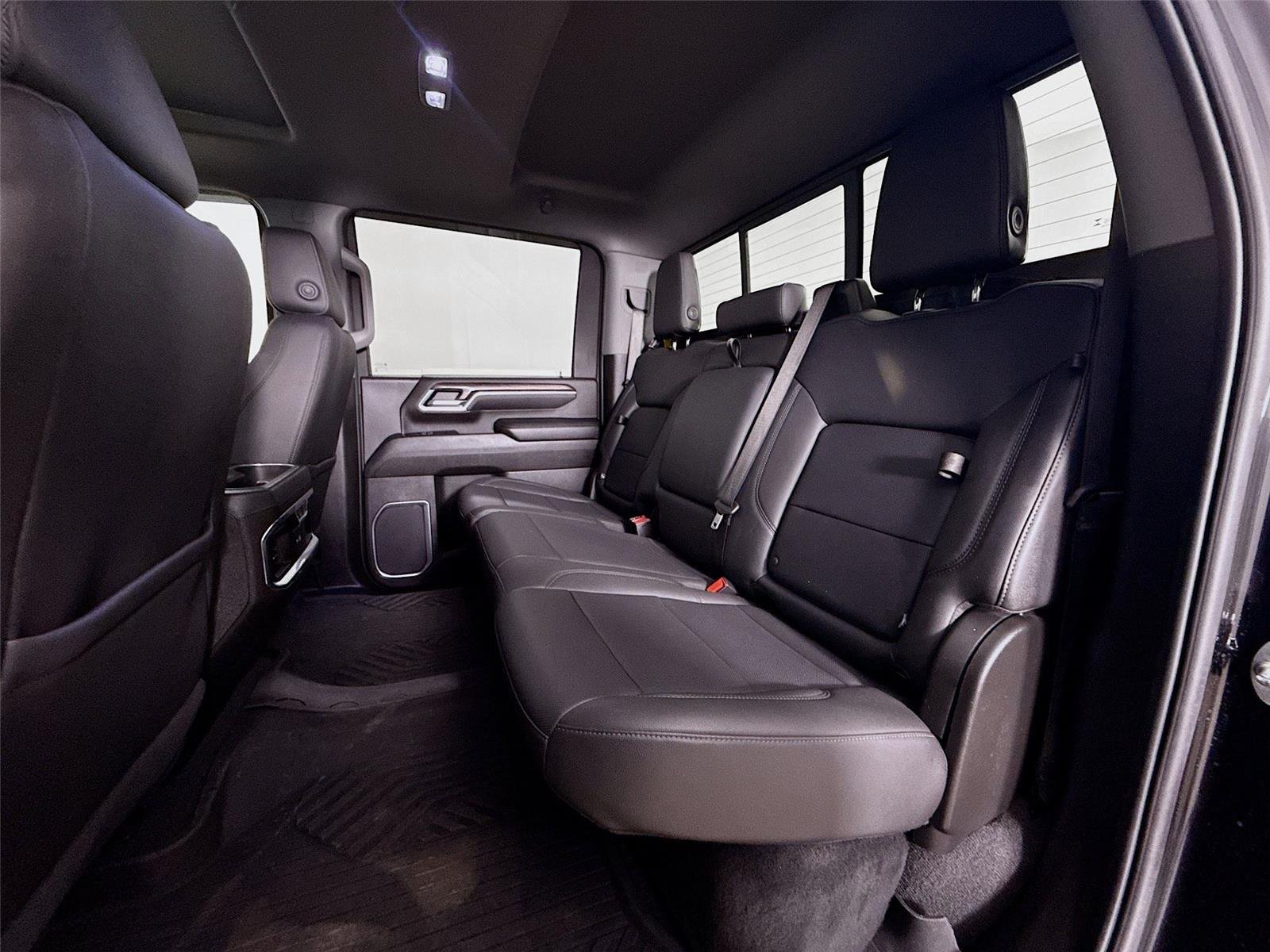 Used 2025 Black Chevrolet LTZ image 27