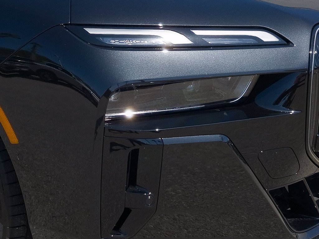 New 2026 Black Sapphire Metallic BMW 750e xDrive image 6