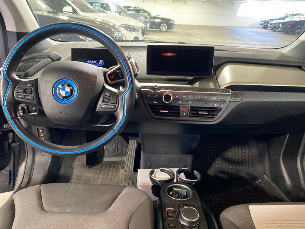Certified Used 2020 Fluid Black w/BMW i Frozen Blue Accent BMW 120Ah w/Range Extender image 8