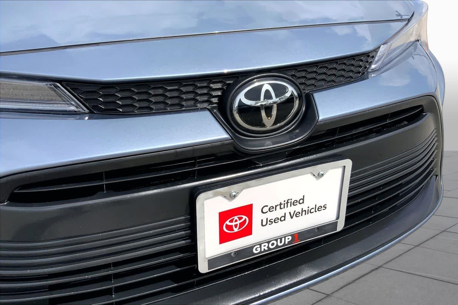 Used 2025 Celestite Toyota LE image 29