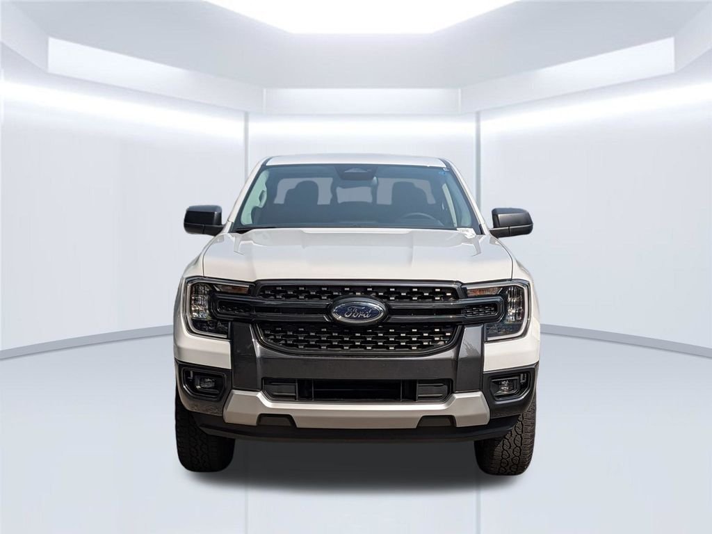 New 2026 Oxford White Ford XLT image 11