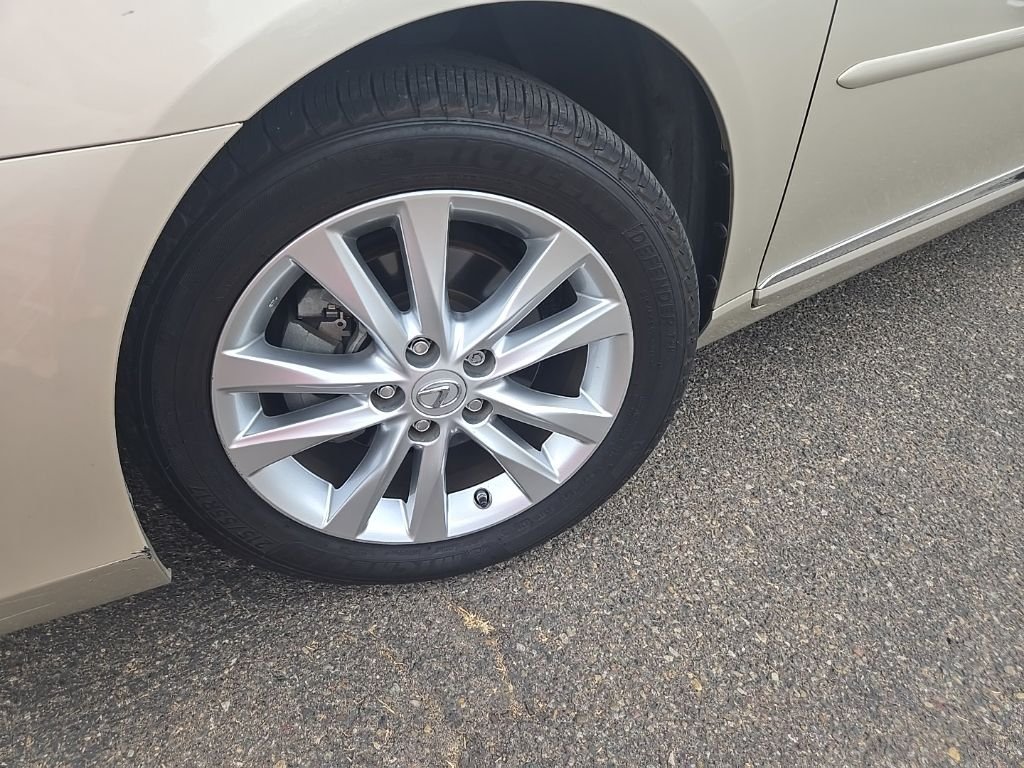Used 2012 Beige Lexus 350 image 10