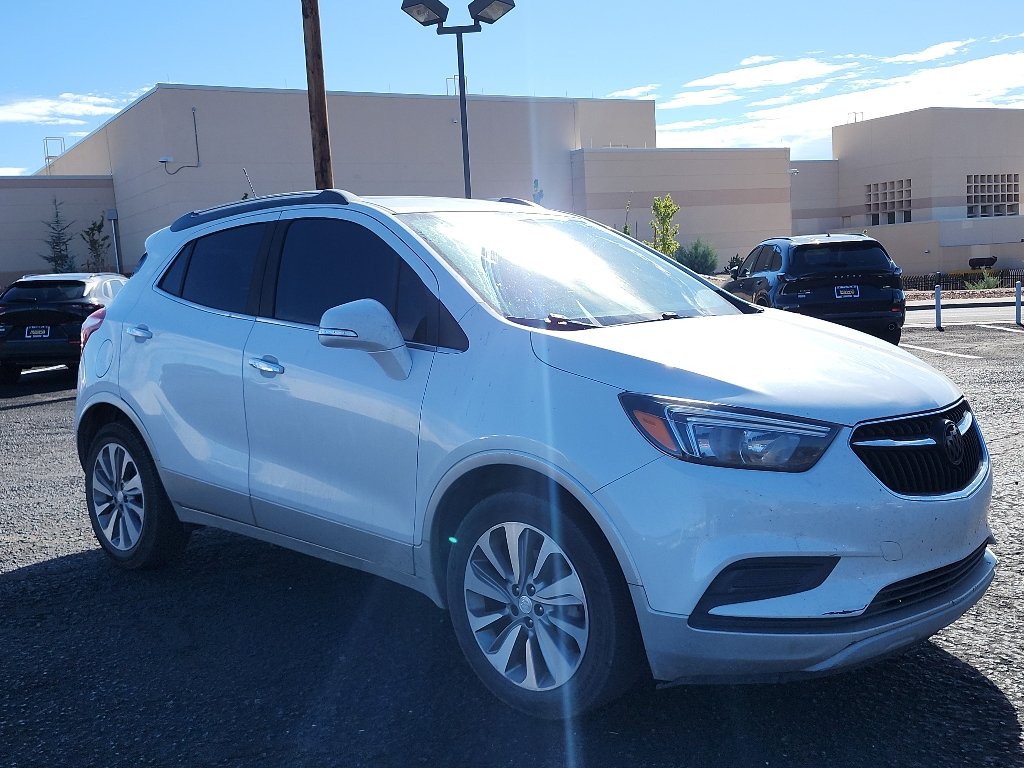 Used 2019 White Frost Tricoat Buick Preferred image 3