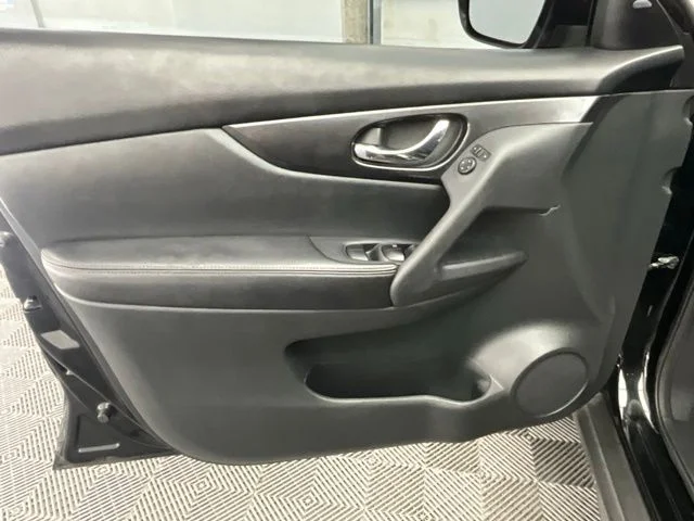 Used 2017 Black Nissan SV image 14