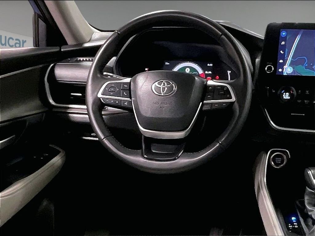 Certified Used 2026  Toyota XLE image 18