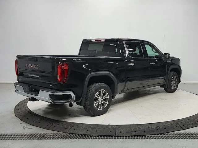 Used 2025 Black GMC SLT image 7