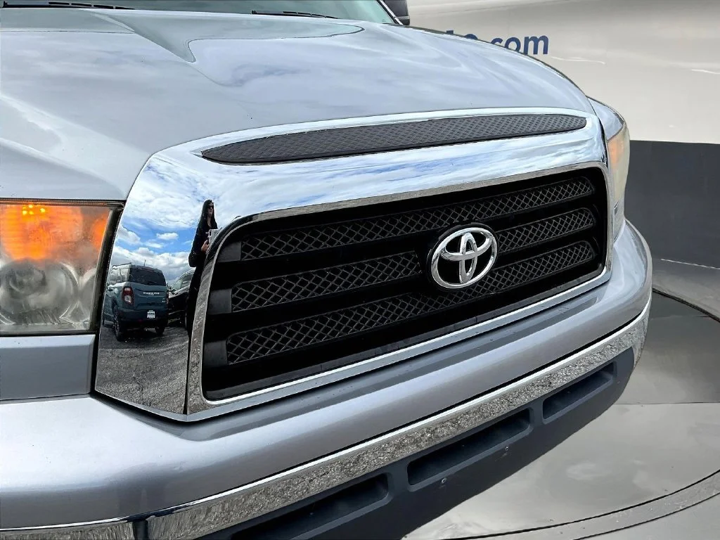Used 2009 Silver Toyota SR5 image 34
