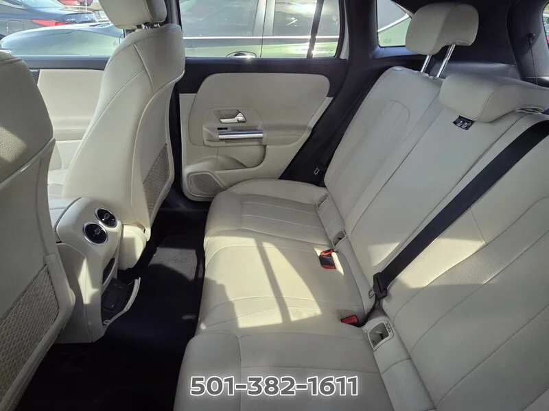 Used 2025 Polar White MERCEDES-BENZ GLA 250 image 9