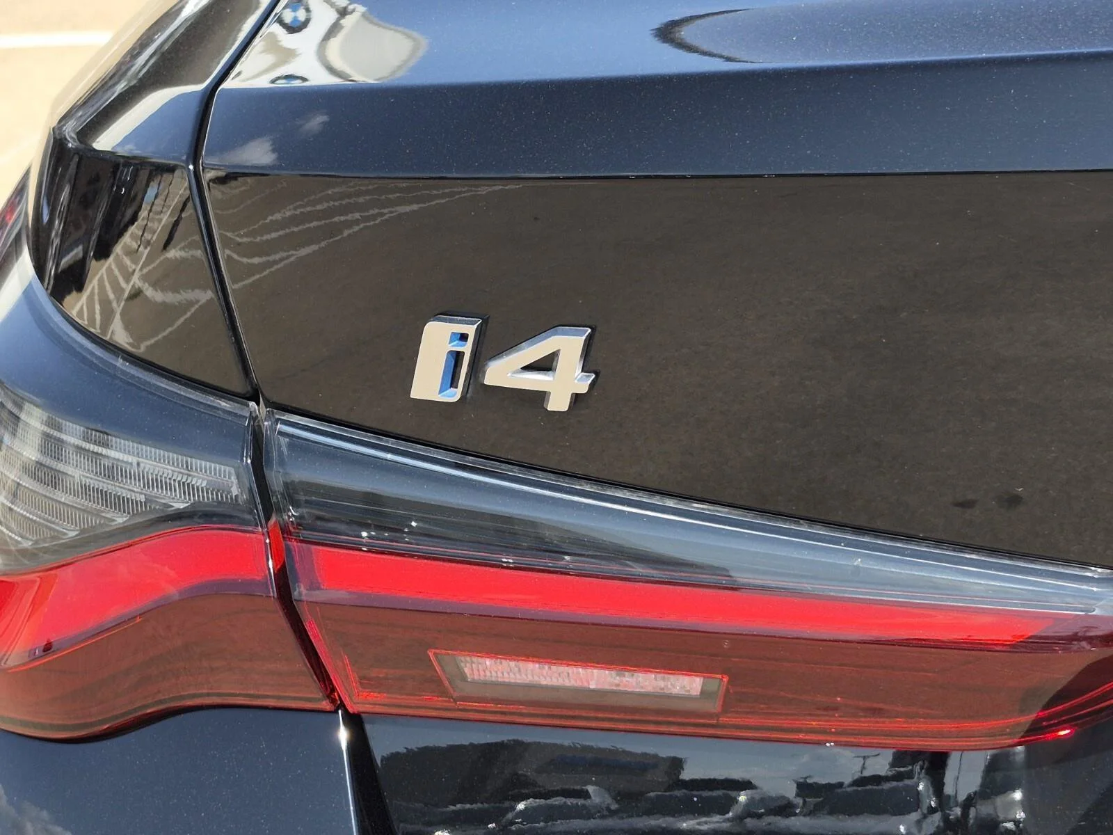 Certified Used 2025 Jet Black BMW xDrive40 image 11