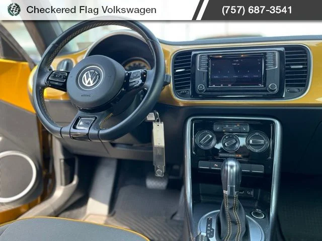 Used 2017 Sandstorm Yellow Metallic/Black Roof Volkswagen 1.8T Dune image 28
