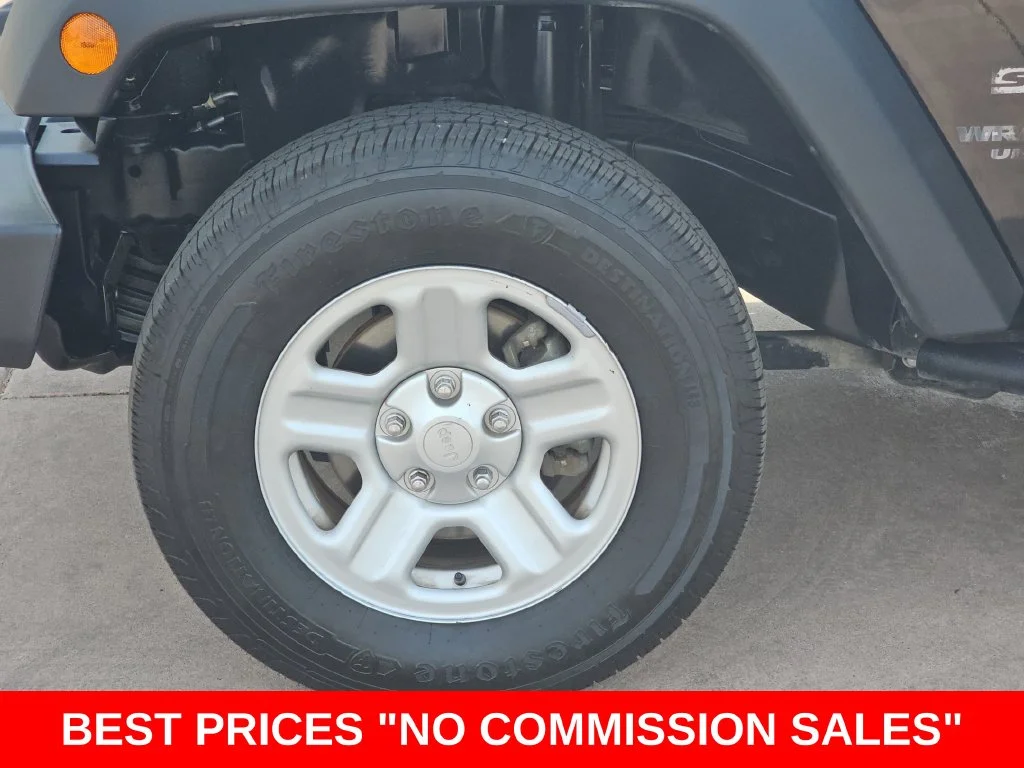 Used 2016 Black Jeep Unlimited Sport image 35