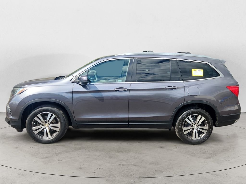 Used 2018  Honda EX image 8