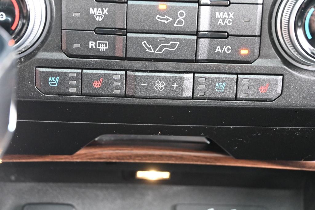Used 2016 Black Ford Lariat image 40