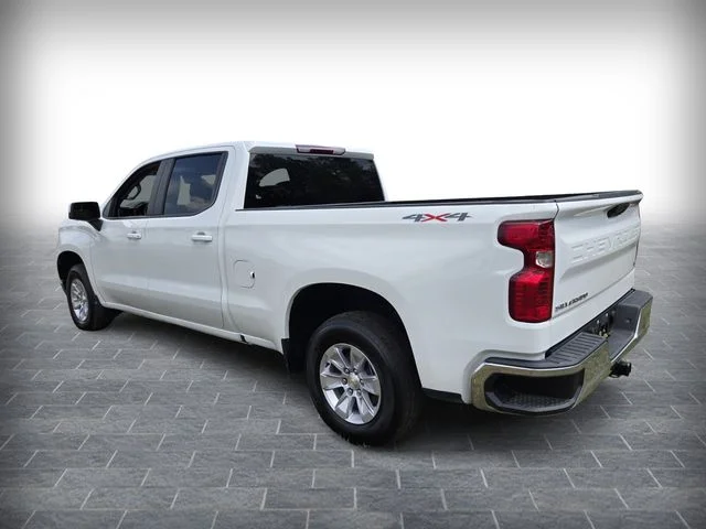 Used 2023 White Chevrolet LT image 6