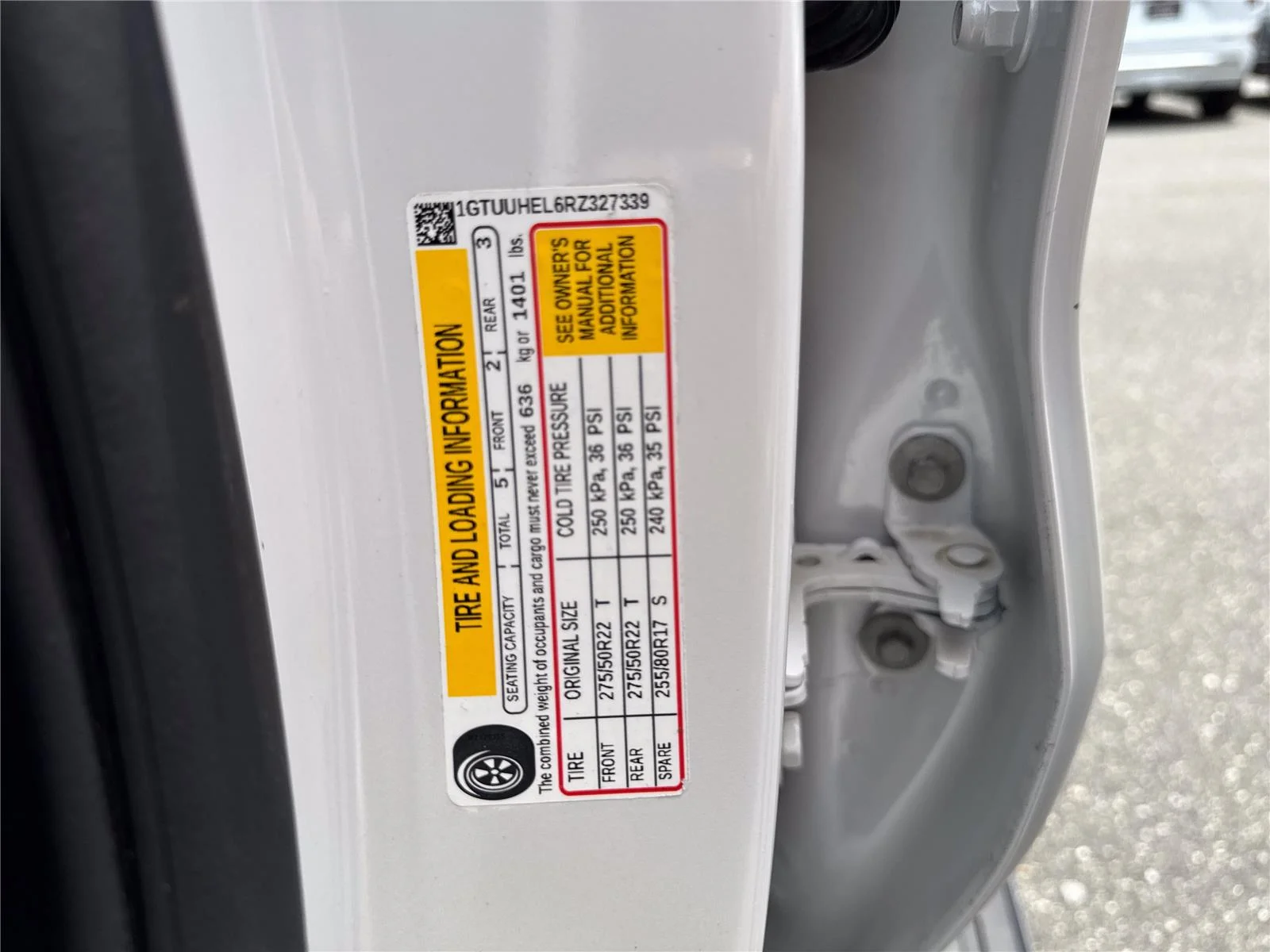 Used 2024 White Frost Tricoat GMC Denali Ultimate image 40