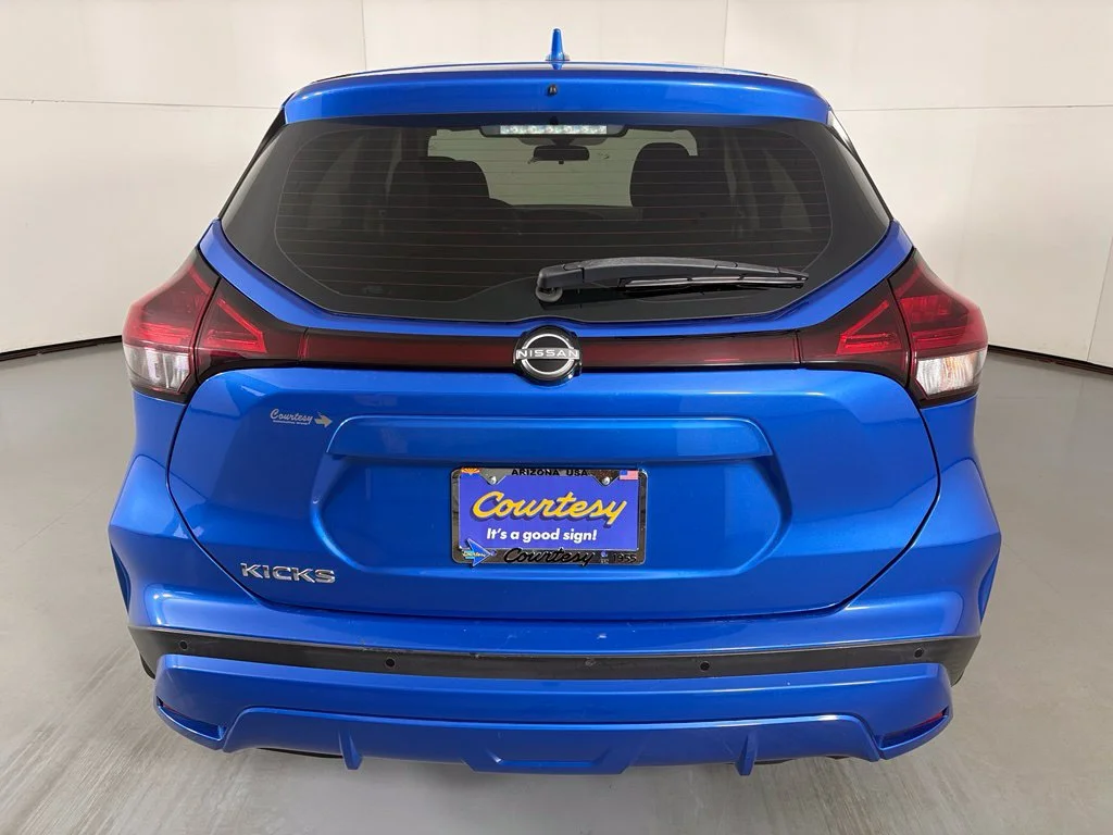 Used 2024 Blue Nissan S image 7
