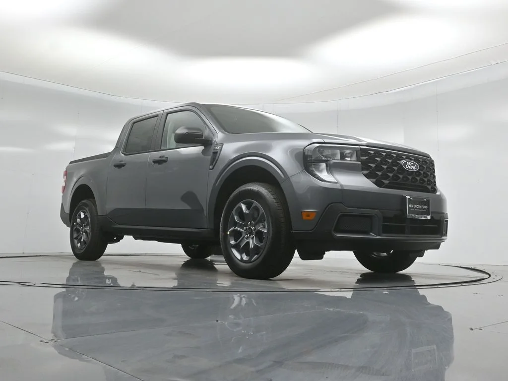 New 2026 Carbonized Gray Metallic Ford XLT image 41